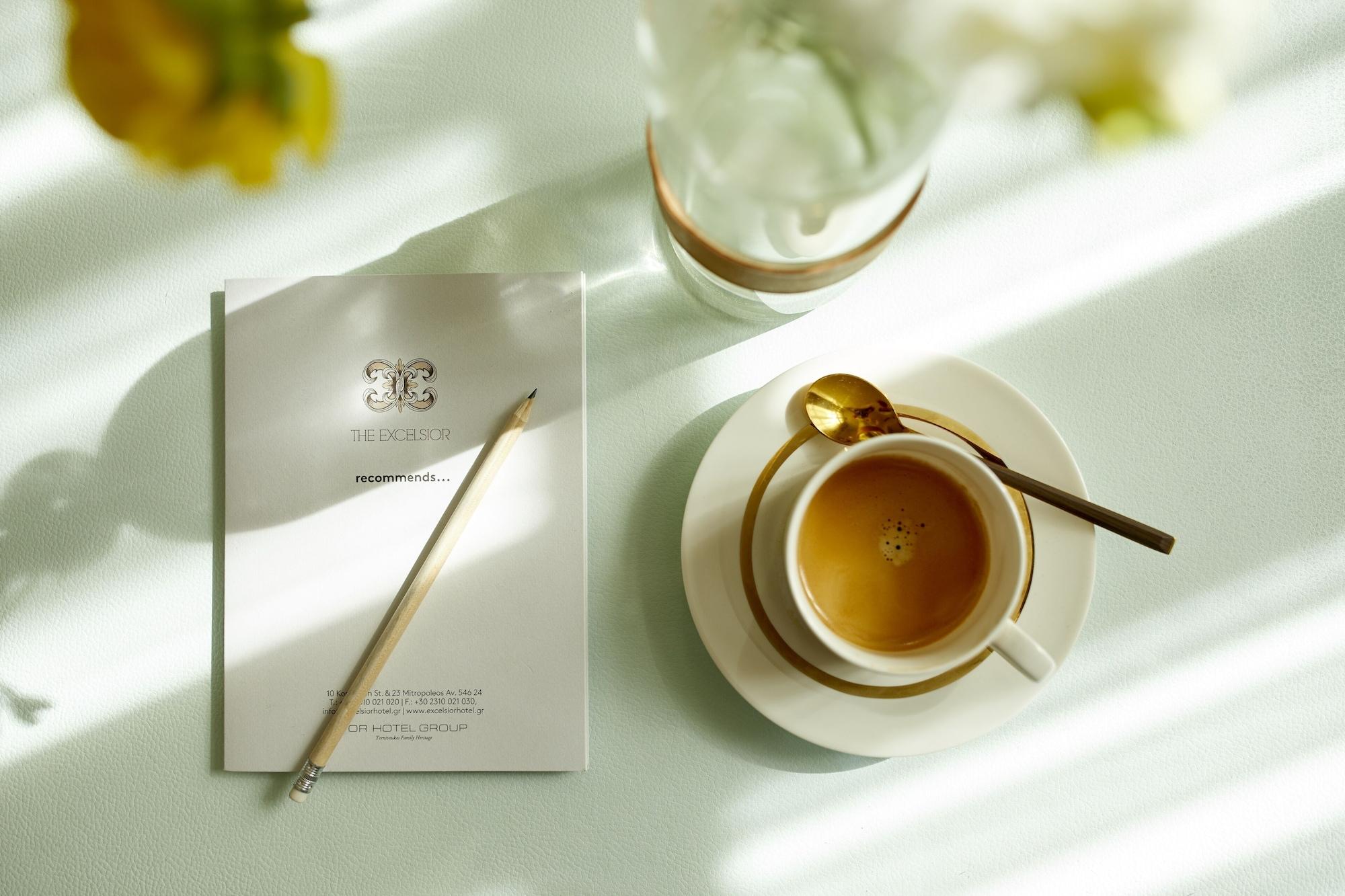 The Excelsior - Small Luxury Hotels Of The World Soluň Exteriér fotografie A cup of coffee