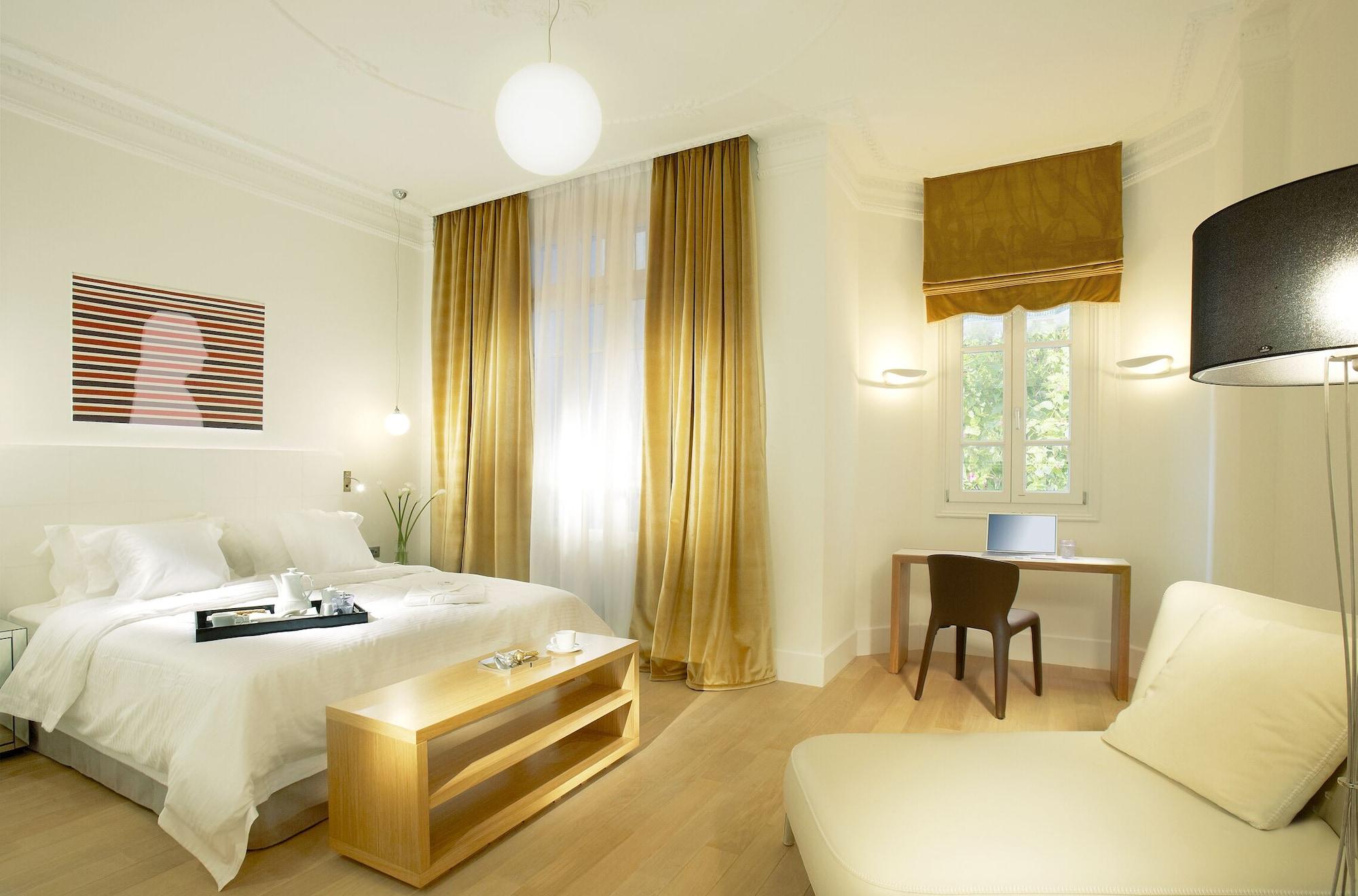 The Excelsior - Small Luxury Hotels Of The World Soluň Exteriér fotografie A room at the hotel