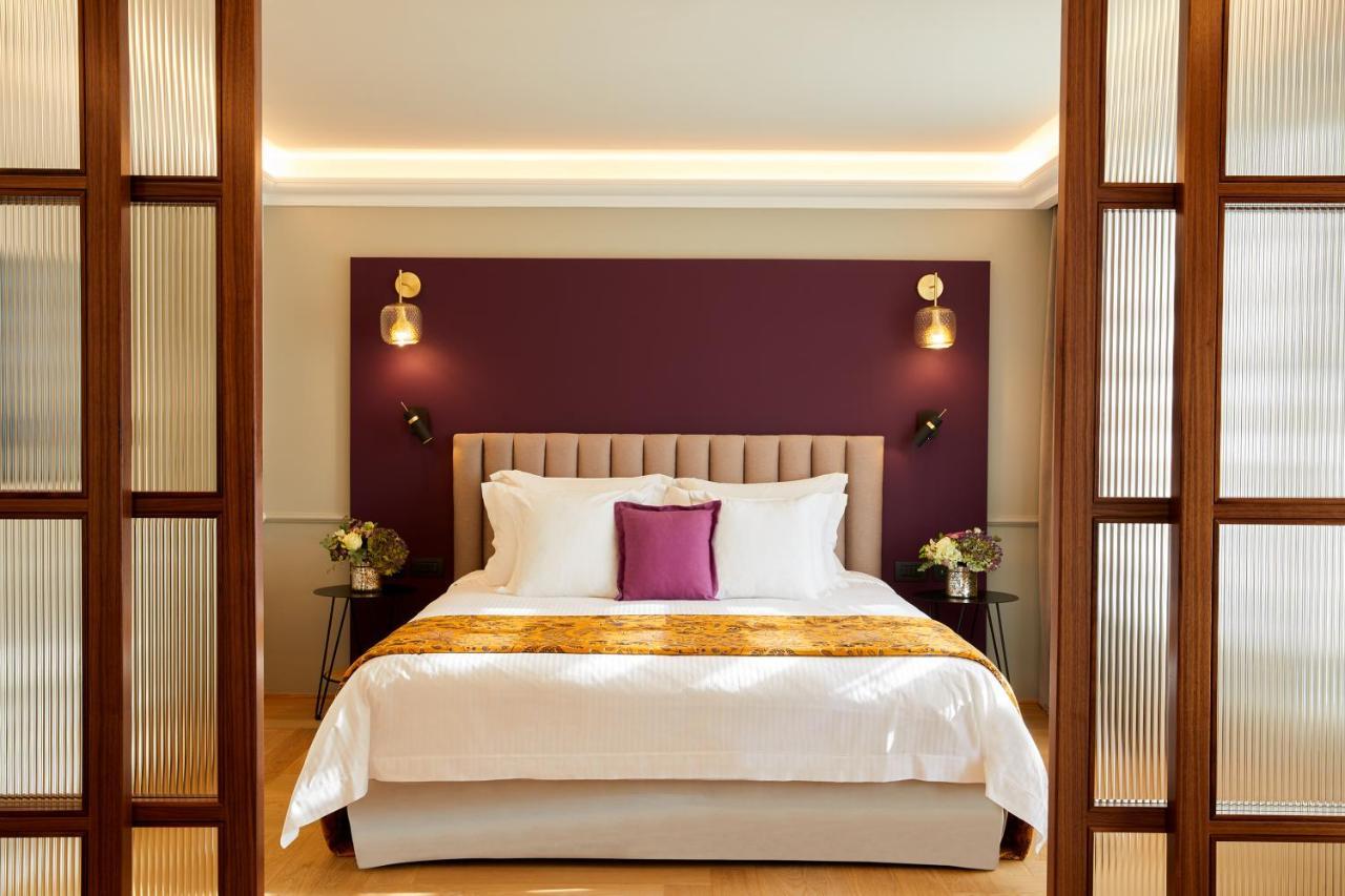 The Excelsior - Small Luxury Hotels Of The World Soluň Exteriér fotografie A bedroom at the hotel
