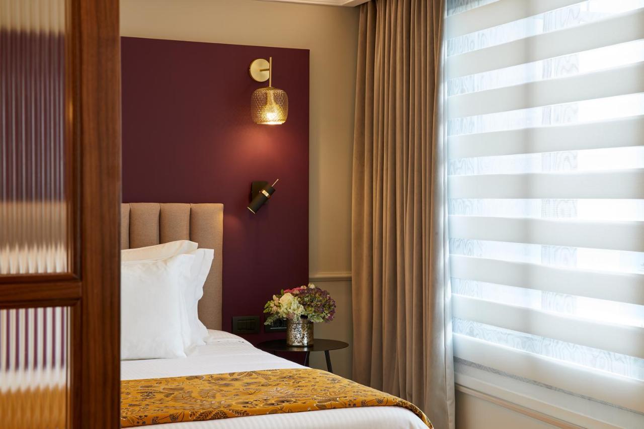 The Excelsior - Small Luxury Hotels Of The World Soluň Exteriér fotografie A room at the hotel