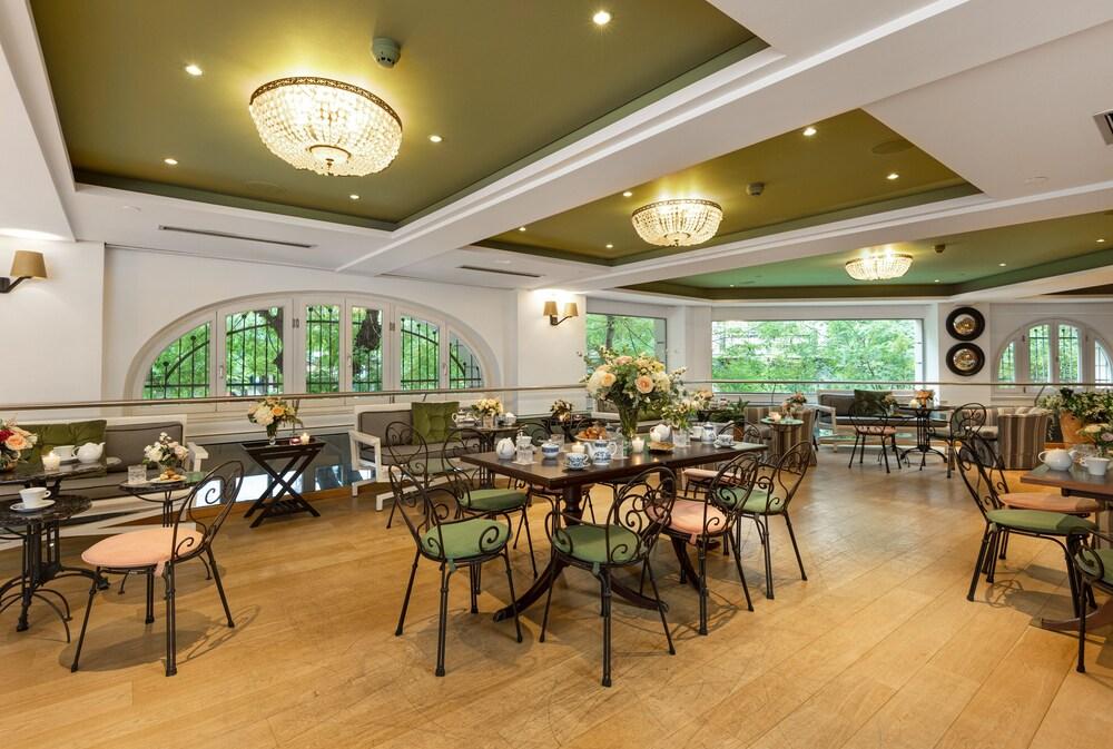 The Excelsior - Small Luxury Hotels Of The World Soluň Exteriér fotografie The restaurant
