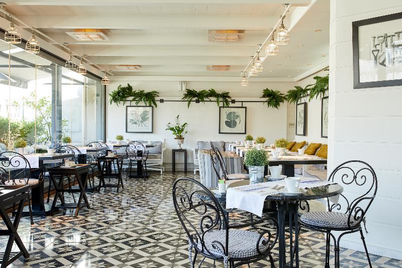 The Excelsior - Small Luxury Hotels Of The World Soluň Exteriér fotografie The restaurant