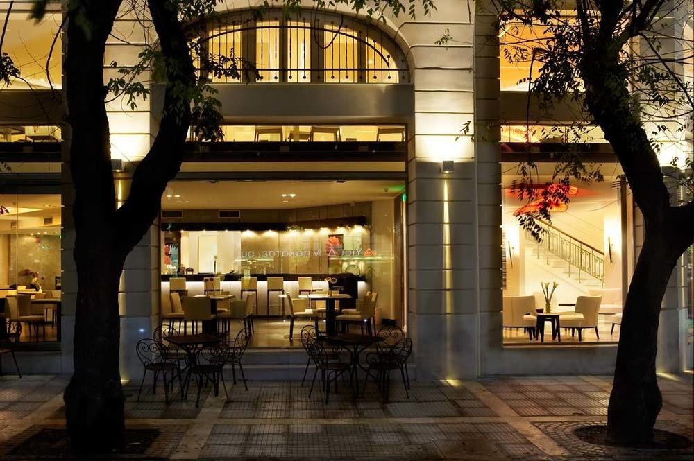 The Excelsior - Small Luxury Hotels Of The World Soluň Exteriér fotografie The Gallery at night